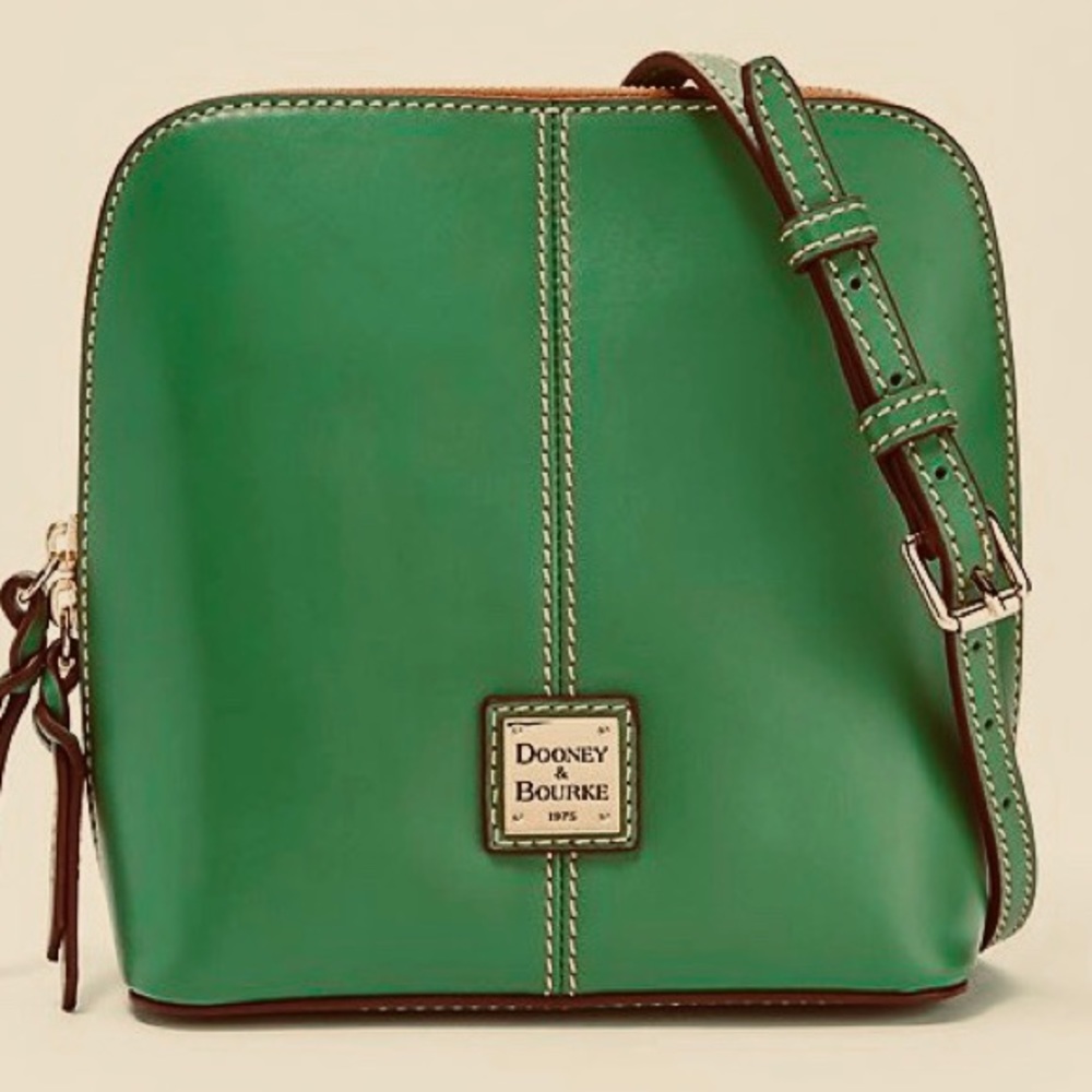 🆕 Dooney & Bourke Smooth Leather Crossbody Purse